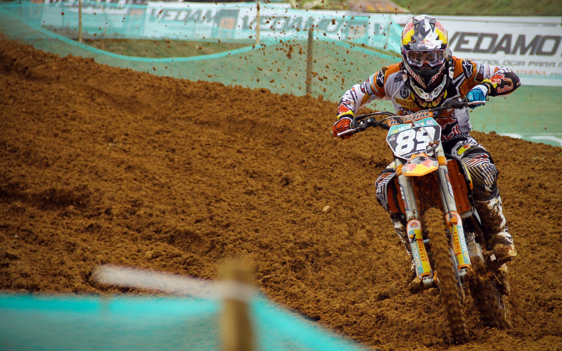 九游官网APP-德甲极限比赛：高强度攻防的巅峰展现，德甲经典比赛